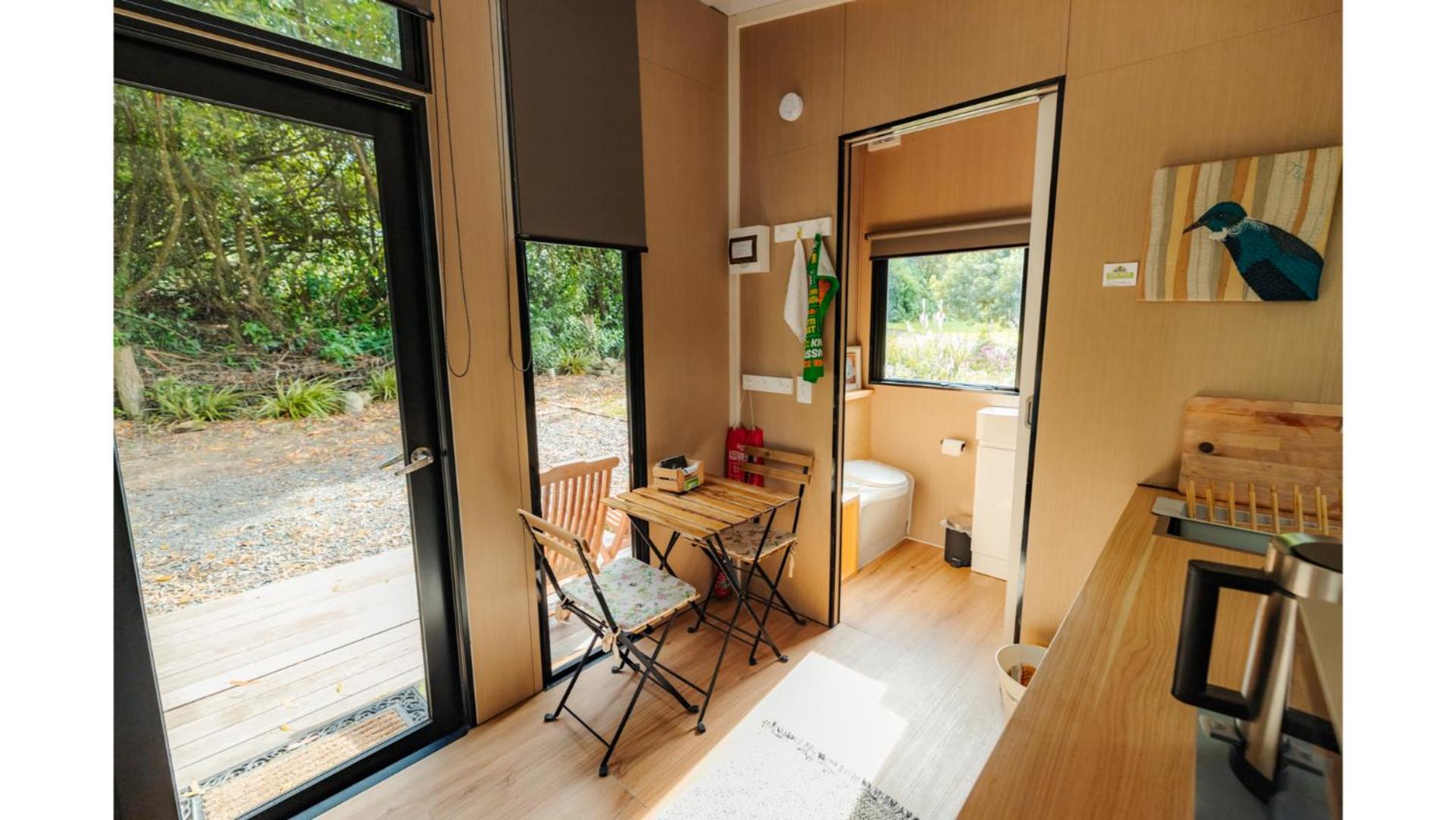 Pekapeka Tiny House By Tiny Away Villa Owaka Екстериор снимка
